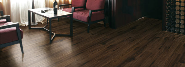 PAVIMENTI<br>W.P.C. E LAMINATI